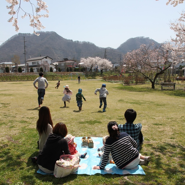 一本木公園芝生広場