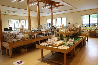 道の駅リニューアル後直売所