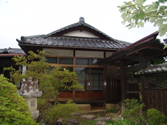 旧山田家住宅新座敷南面外観の写真