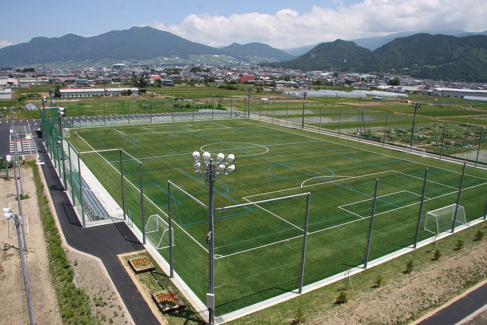 多目的サッカー場(全景) 多目的サッカー場(全景)