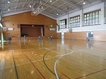 日野小学校屋内運動場の写真