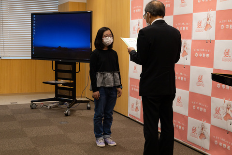 動画コンテスト表彰の写真