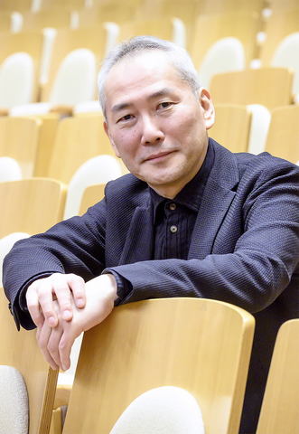 寺嶋陸也