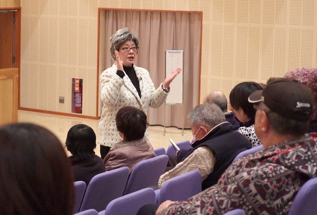 H26_12_07_加藤みどり講演会