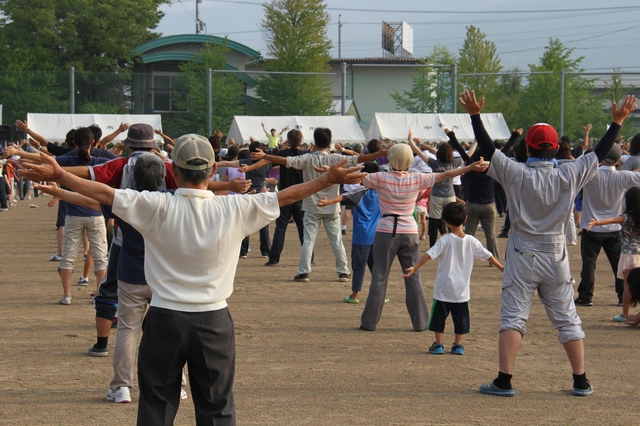 H27_07_31夏期巡回ラジオ体操・みんなの体操会 036_02