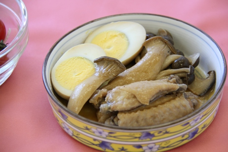 酢でさっぱり！きのこと鶏肉スペアリブ