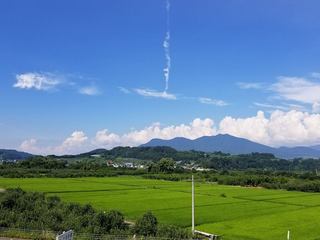 雄大な高社山の写真